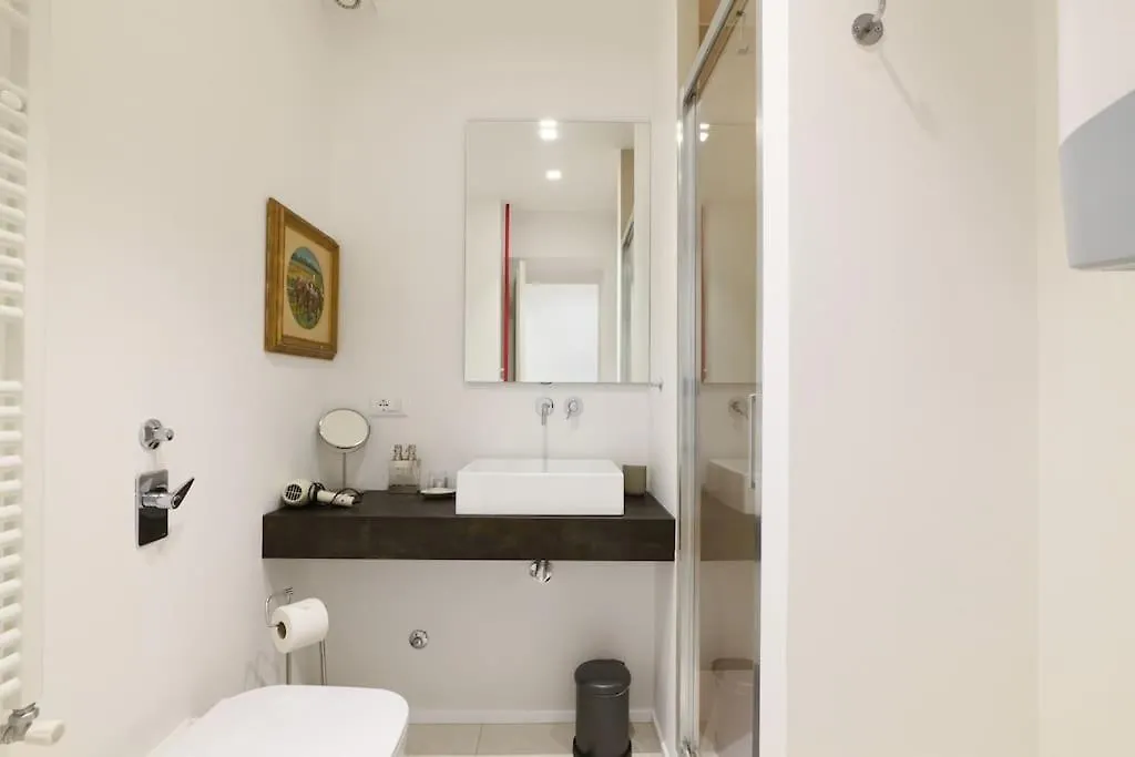 Contempora Apartments - Trilocale Podgora 10 Milan Italy