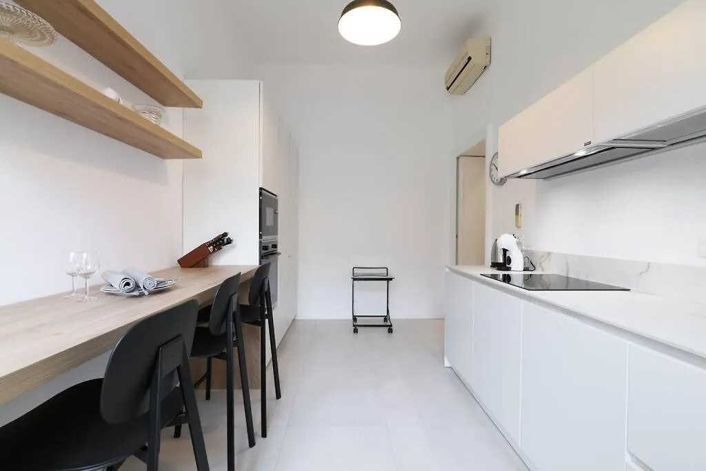 Contempora Apartments - Trilocale Podgora 10 Milan Italy